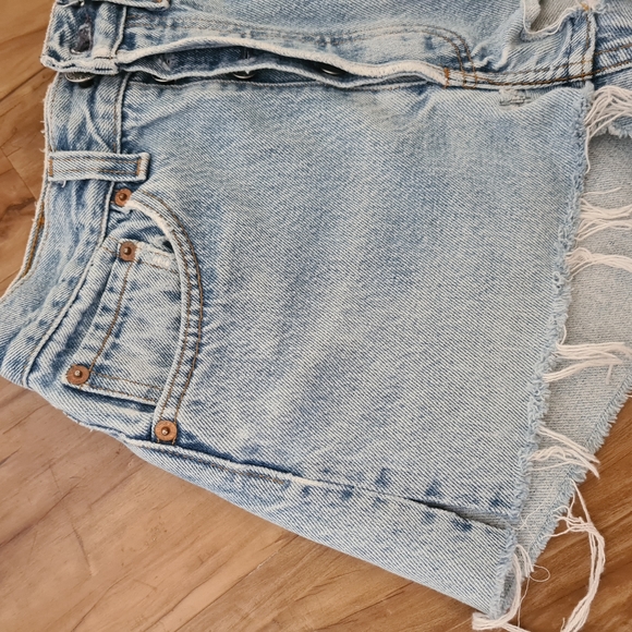 Levis 8 Denim Low Waist Shorts | Ripped Denim Summer Shorts with Sides Slits - Picture 5 of 9